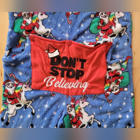 Secret Treasures Christmas One Piece Small/CH (4-6) Footed Pajamas Butt Flap - Picture 5 of 14